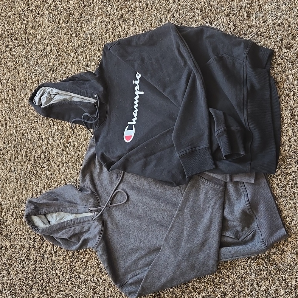 Mens Champion Hoodies: 2 Medium